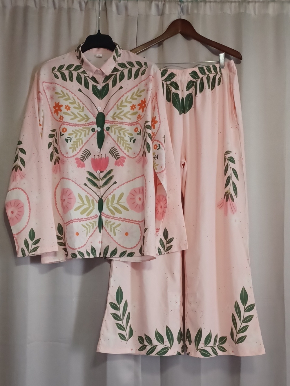 Butterfly Pajama Lounge Set XXL Long Sleeve Button Up Top Wide Leg Pants Pockets
